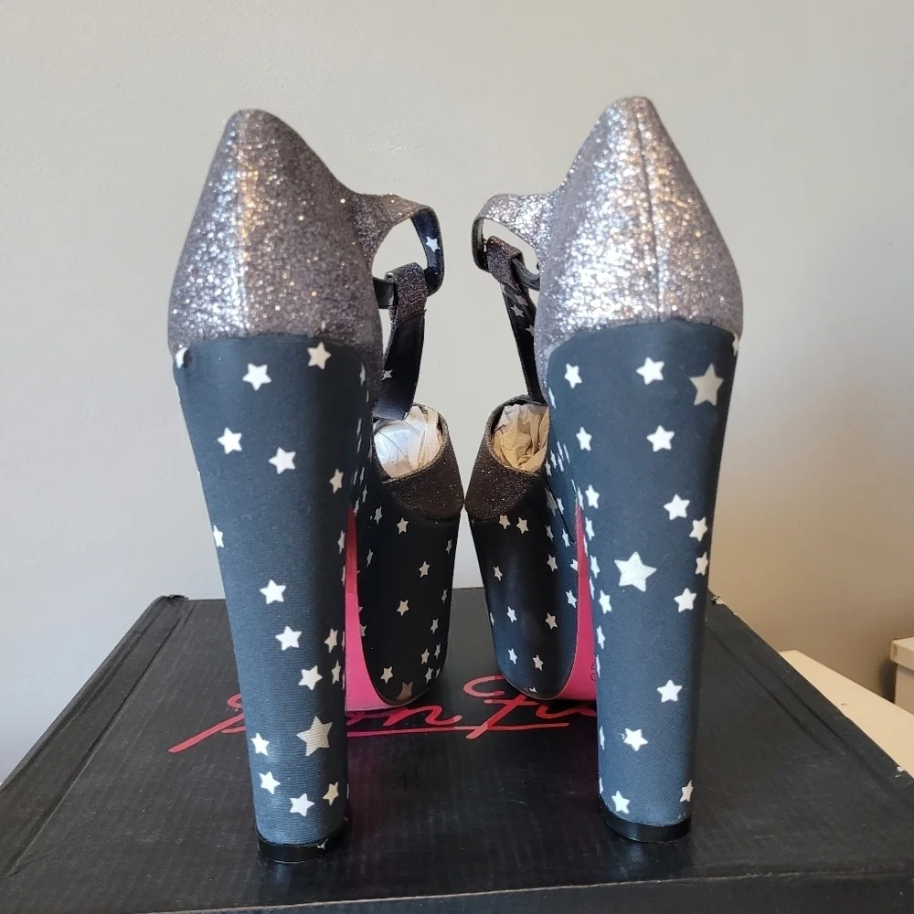 Iron Fist Starry Night Super Platforms, New with Flaws, Size 7